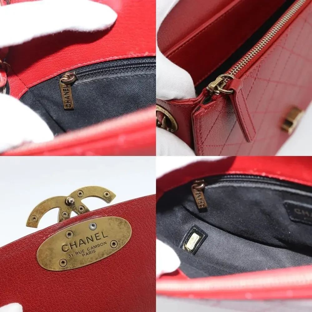 Chanel Calfskin Chain Shoulder Bag Red